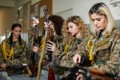 Nữ quân nhân Armenia với sắc đẹp khiến đối phương "buông súng quy hàng"