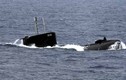 Tàu ngầm Hy Lạp đâm phải bến tàu 
