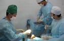 Trường Sa: Phẫu thuật cứu bàn tay dập nát cho ngư dân