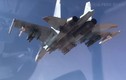 Su-35 của Nga bay quá gần khiến máy bay trinh sát P-8A Mỹ loạng choạng