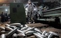Đột nhập lò vũ khí phiến quân Syria, kinh hoàng những thứ bên trong