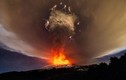 Những cảnh núi lửa phun trào kỳ vĩ trong năm 2015