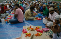 Cận cảnh bữa Iftar của tín đồ Hồi giáo trong tháng Ramadan