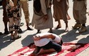 Kinh hãi cảnh IS ném đá tới chết “tội nhân” ở Syria