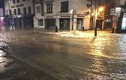 Ảnh: Vỡ đường ống nước gây ngập lụt kinh hoàng ở London