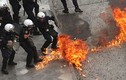 Đụng dộ dữ dội giữa người biểu tình và cảnh sát Hy Lạp