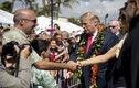 Ảnh: Vợ chồng Tổng thống Trump thăm Hawaii trước khi đến Châu Á