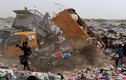Nhói lòng cảnh kiếm ăn trong bãi rác ở Yemen