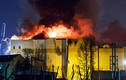 Hiện trường kinh hoàng cháy trung tâm thương mại Nga, 37 người chết