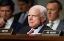 TNS John McCain nhập viện phẫu thuật đại tràng