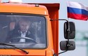 Tổng thống Putin lái xe tải qua cầu nối Nga và Crimea