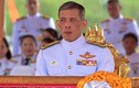 Vì sao Vua Thái Lan cách chức cận vệ phòng ngủ?