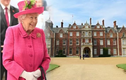 Nữ hoàng Anh Elizabeth II thường đón Tết ở đâu?