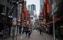 Tokyo và Hong Kong ghi nhận ca nhiễm trong ngày cao chưa từng thấy
