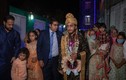 Cận cảnh đám cưới “khác thường” ở vùng Kashmir thời COVID-19