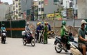 Nhiều shipper chở hàng không thiết yếu bị phạt tại Hà Nội