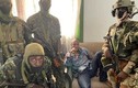 Quân đội Guinea bất ngờ đảo chính, bắt giữ tổng thống 