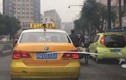 Người đàn ông thuê 1.407 chiếc taxi đăng lời xin lỗi vợ