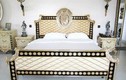 Soi phòng ngủ hoàng gia lộng lẫy của người đẹp Việt