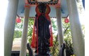Bí ẩn bức tượng “ông Phật đen” tự xoay, đứng vững