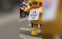 Tuyên truyền về giao thông, Pikachu bị đâm ngã ngay trên phố