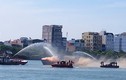 Lực lượng Việt Nam - Mỹ diễn tập cứu nạn trên sông ở Đà Nẵng