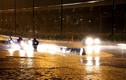 TP HCM: Xa lộ Hà Nội ngập hiếm thấy sau trận mưa cực lớn