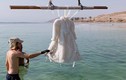 Váy cưới trở thành kiệt tác sau 2 năm dưới đáy biển