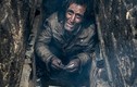 Ngỡ ngàng người vô gia cư Iran chui vào mộ để sống