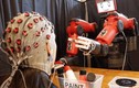 “Choáng” với robot có thể điều khiển bằng suy nghĩ
