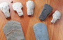 Phát hiện lưỡi rìu bằng đá nghi cổ vật thời tiền sử
