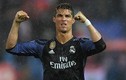 “Sái quai hàm” với chiêu trò tăng chiều cao của Cristiano Ronaldo