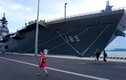 Cận cảnh tàu chiến lớn nhất Nhật Bản tại cảng Cam Ranh