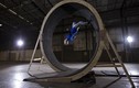 Độc: Người đàn ông chạy trong vòng tròn 360 độ duy nhất TG