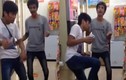 Thanh niên nhảy loăng quăng như trẻ con trong siêu thị