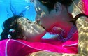 Kỳ lạ cuộc thi hôn dưới nước