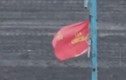 Nga cắm cờ trên tấm bia ở Avdiivka, quân Ukraine rút khỏi thành phố