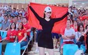 Nữ CĐV hot nhất trận thắng của đội tuyển Việt Nam, tưởng lạ hóa quen