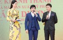 Sao nam Việt bị “dìm hàng” thê thảm khi đứng cạnh chân dài