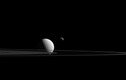 Phát hiện hai mặt trăng con trên vành đai sao Thổ