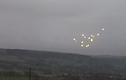 Khối lửa lạ nghi UFO chao lượn trên bầu trời Anh