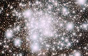 Cận cảnh vẻ đẹp của quần tinh cầu cổ NGC 6624 