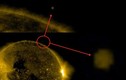 Vật thể lạ hình cầu nghi UFO tiếp cận gần Mặt trời