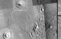 Phát hiện cấu trúc trôn ốc lồi quái lạ trên sao Hỏa 