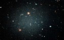 Sửng sốt thiên hà ma quái gần như không có vật chất tối