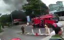 Cháy xe bồn chở xăng, tài xế tử vong