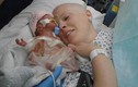Xót xa mẹ ung thư từ biệt con gái 8 ngày tuổi