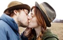 5 điều tuyệt vời xảy ra trong cơ thể khi hôn lần đầu