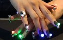 Mốt nail đèn Led phát sáng đang gây sốt Instagram có gì lạ