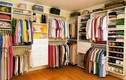 8 lỗi treo quần áo trong tủ khiến hàng hiệu cũng phải “đội nón ra đi“